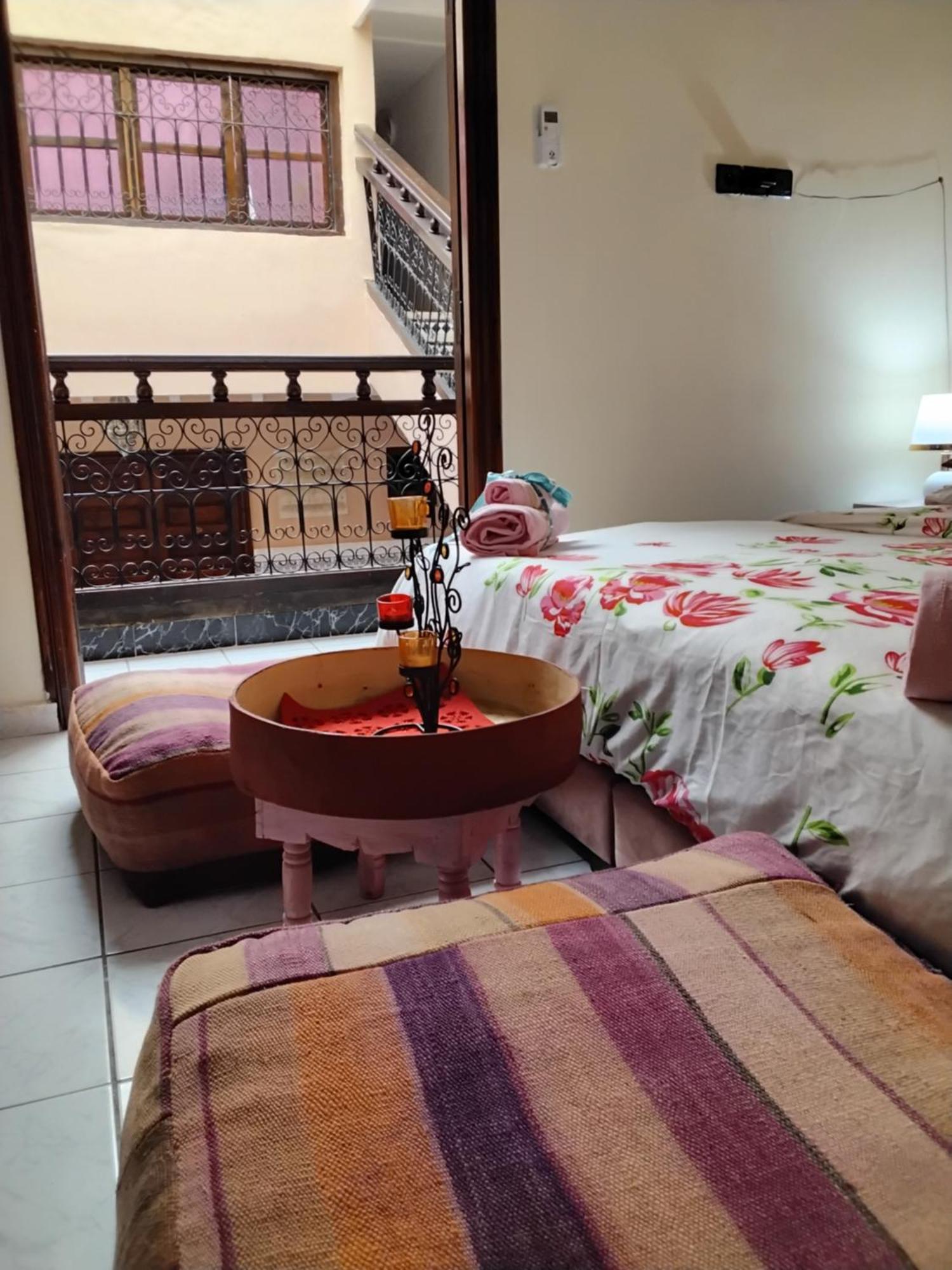 Ramona Lqariya Seyaheya Alloggio in famiglia